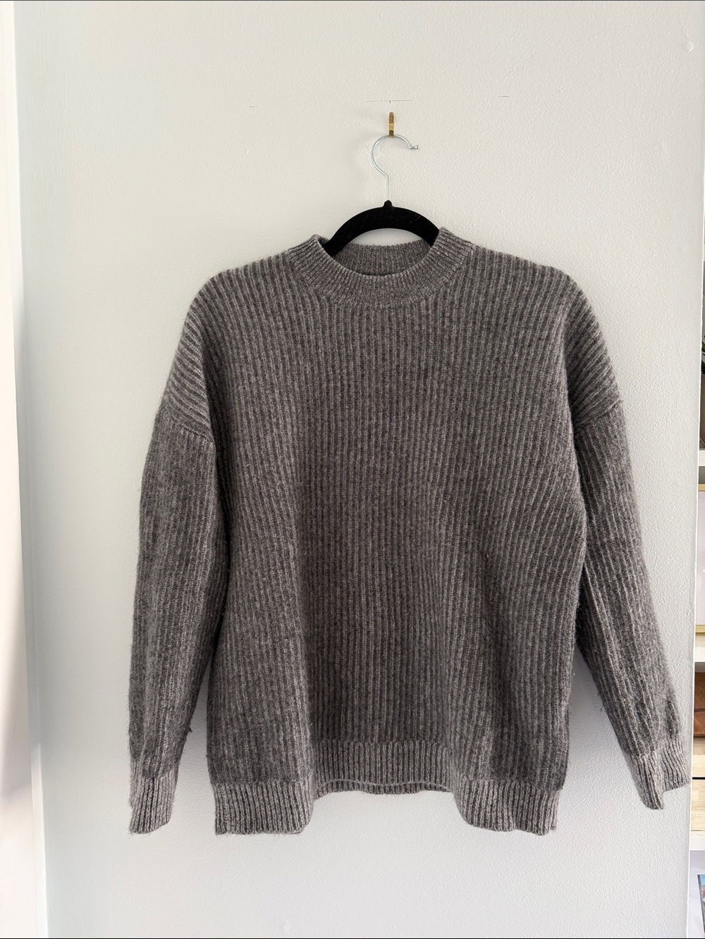 Naadam 100% Cashmere Ribbed Crewneck Sweater | Heather Gray | XS